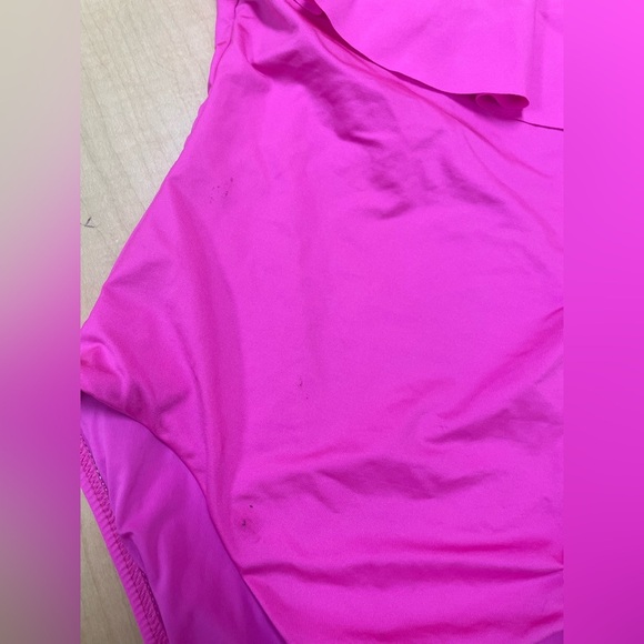 Trina Turk Women's Ruffle Off the Shoulder One Piece Swimsuit Hot Pink Size 8 - Picture 3 of 9